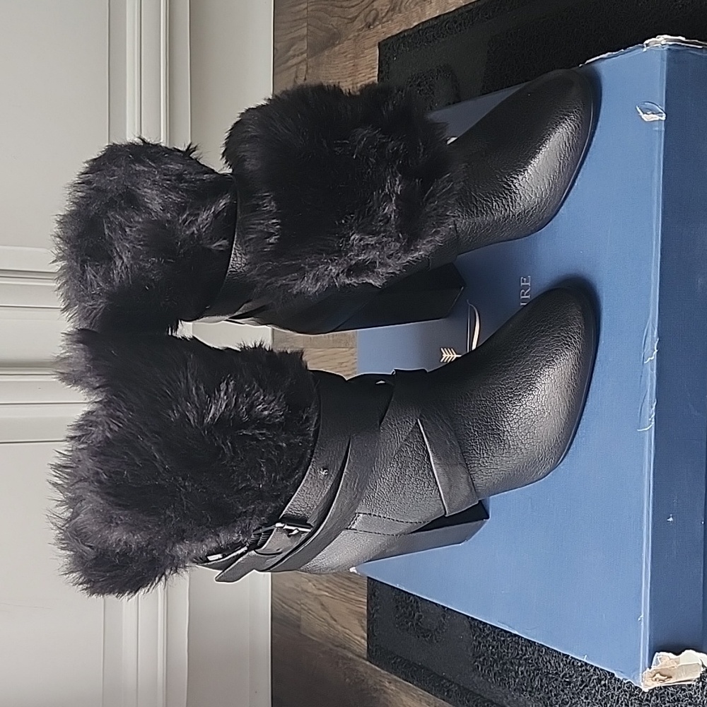 Black fur ankle booties